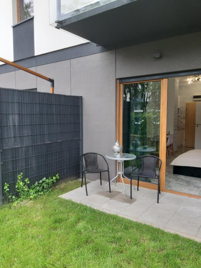 Na Grobli 20 Apartament Z Ogrodkiem Вроцлав Экстерьер фото